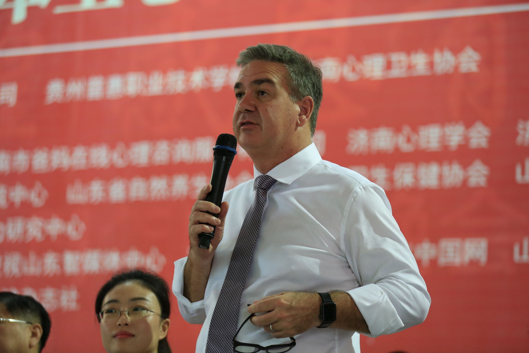 爸妈在线第八届心博会暨十周年庆典与家和文化·中国本土心理剧课题研究启动仪式在济南盛大开幕